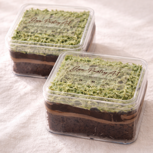Pistachio Kunafa Brownie Pistachio Kunafa Brownie